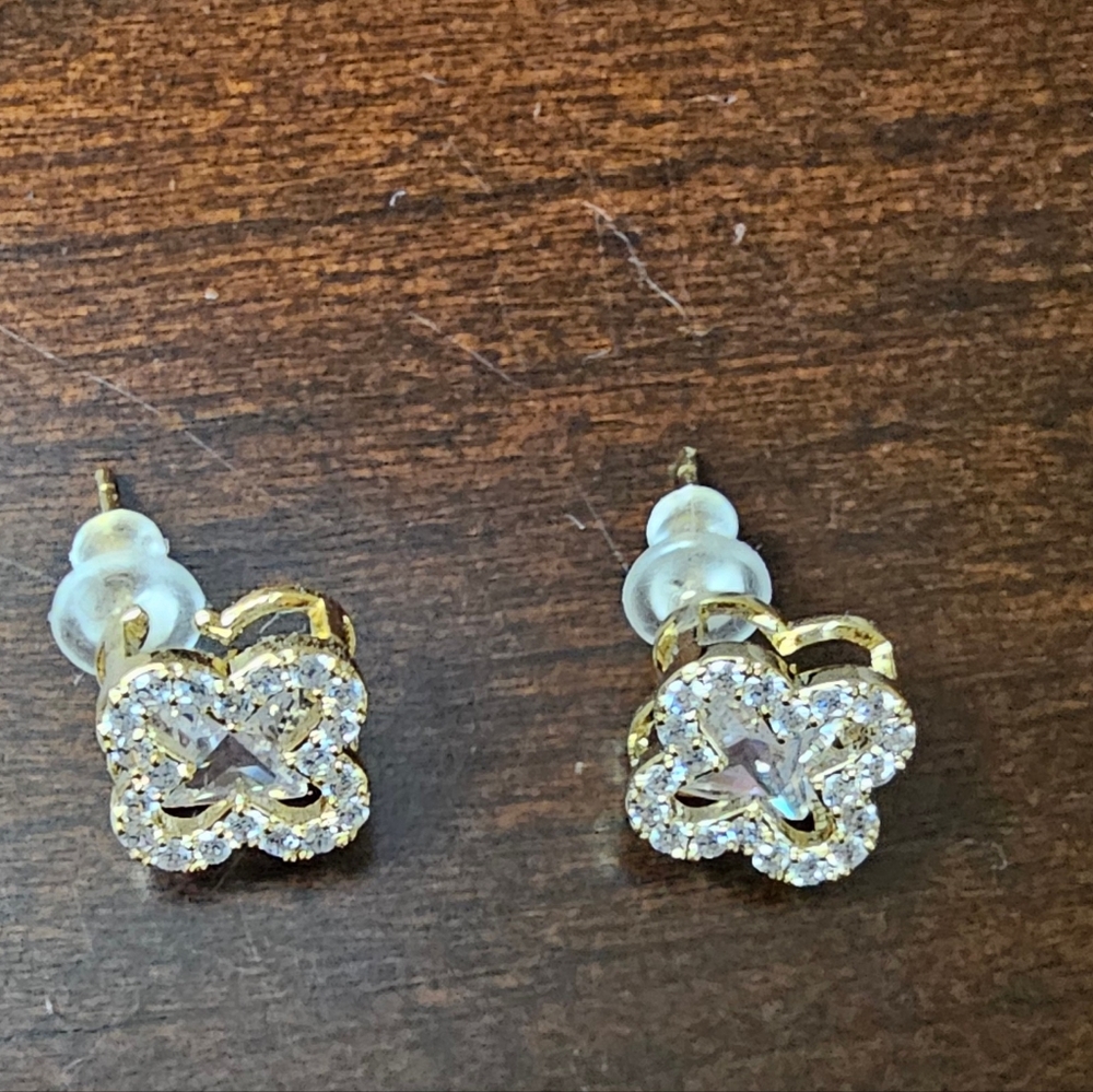 Elegant Goldtone Faux Rhinestone Clover Leaf Necklace and Earring Set NWOT - Picture 4 of 7